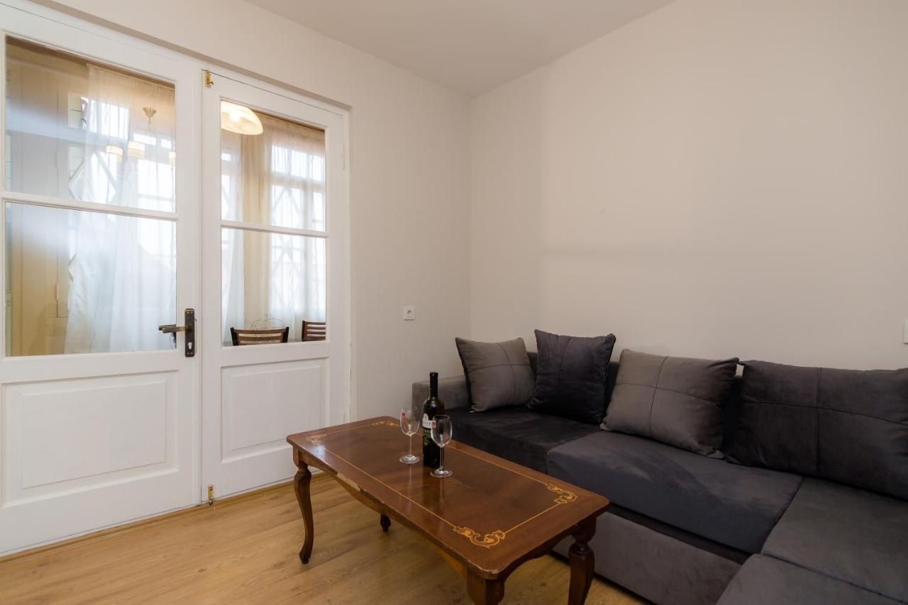 Apartament M & L Old Tbilisi Zewnętrze zdjęcie